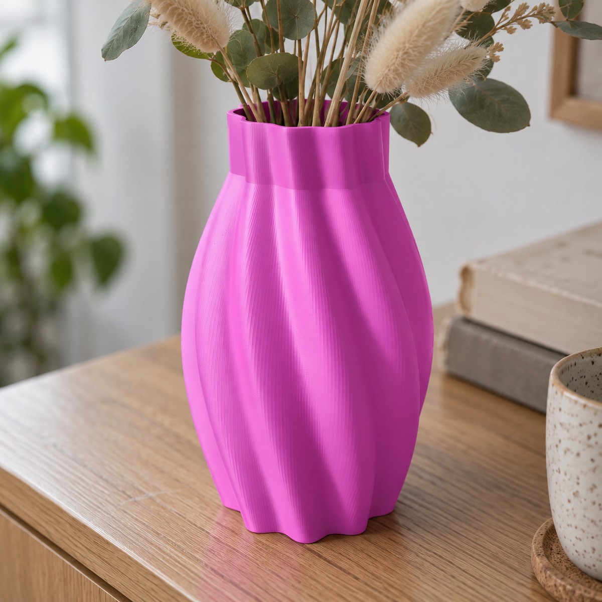 Vase ondulé torsadé