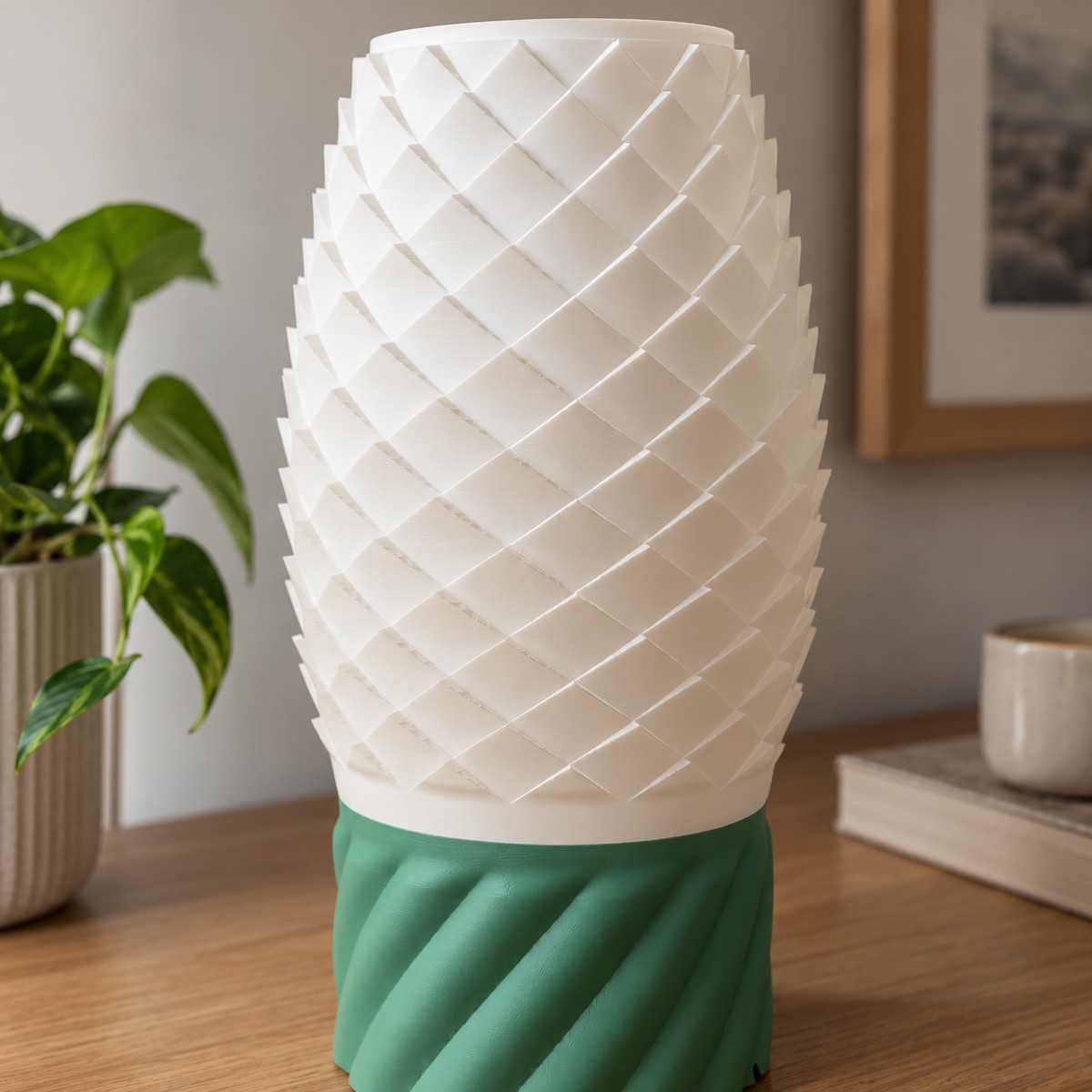 Lampe Pomme de pin, écailles lumineuses